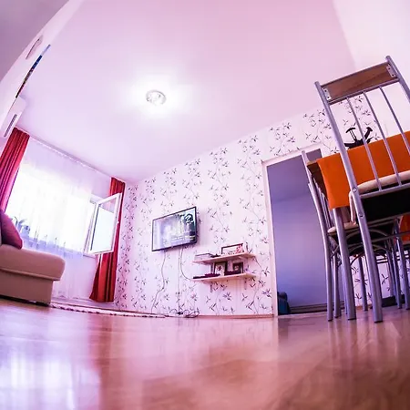 Lux Maritimo 2 Mamaia Apartman *